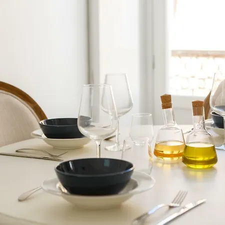 Simplyhosted La Casa Del Loro Apartment Cadiz